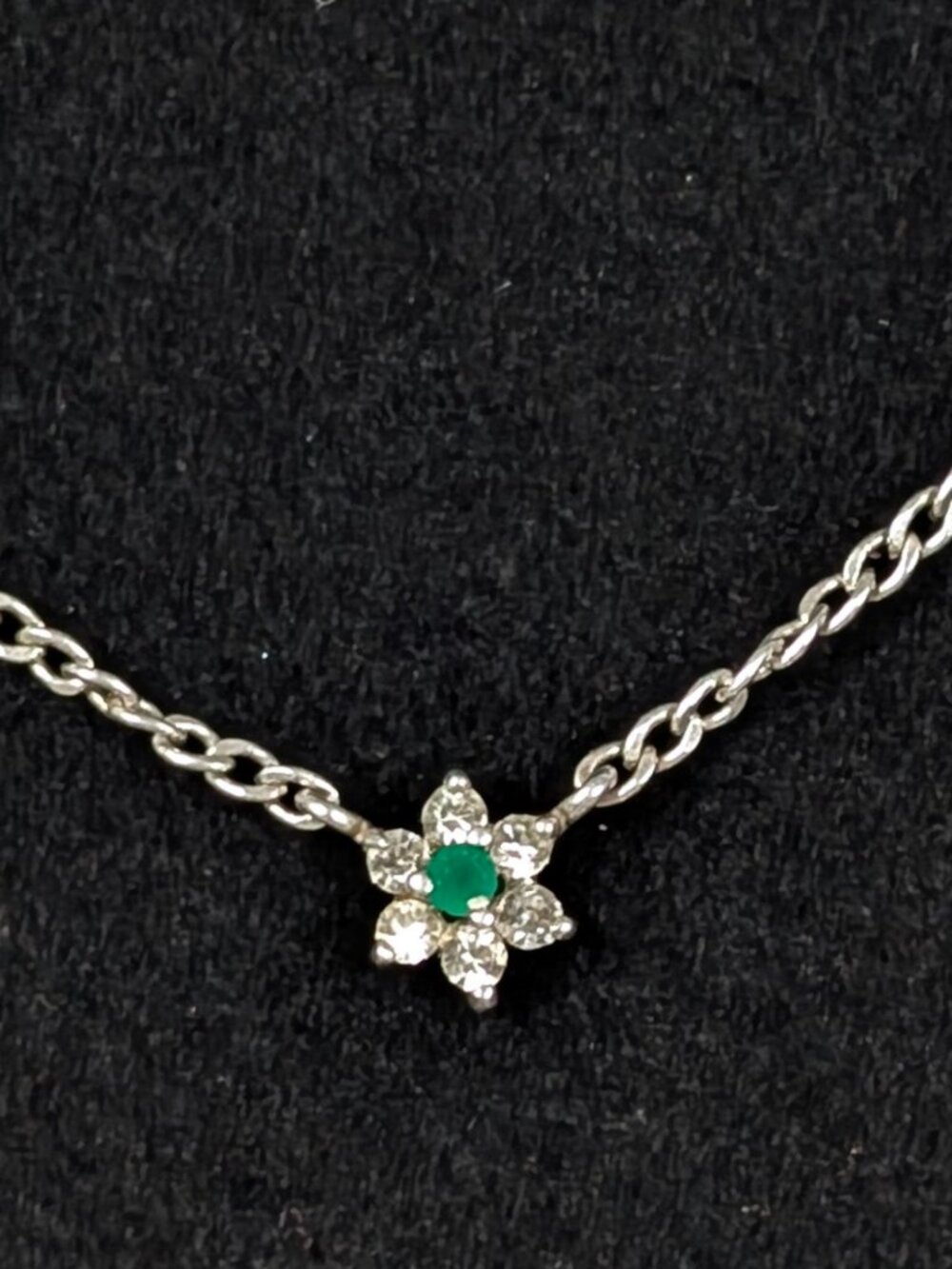 Vintage Dainty White Rhinestone Floral Pendant Choker Necklace